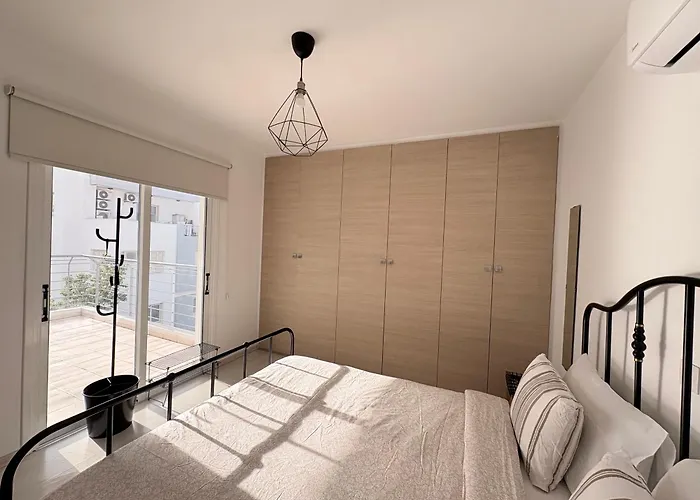 Cozy With Views דירה