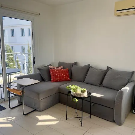 Cozy Central Stay With City Views *