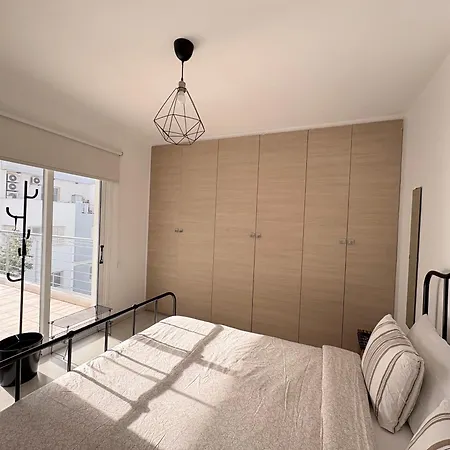 Cozy With Views Lägenhet