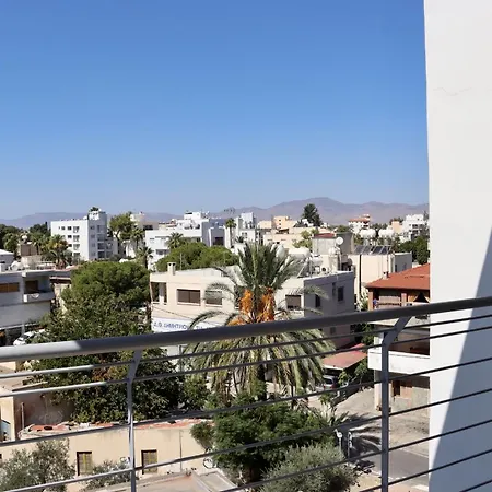 Cozy With Views Appartement Nicosia