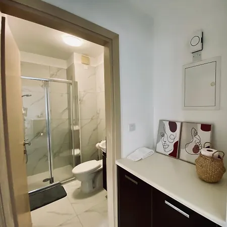 Cozy With Views Appartement *