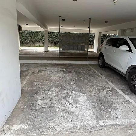 Cozy With Views Appartement